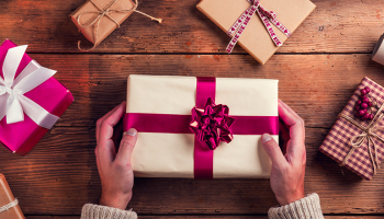 Nakupte vánoční dárky chytře! Víme, čím zaručeně potěšíte