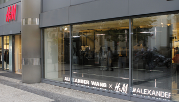 Kolekce Alexander Wang pro H&amp;M byla ode dneška v prodeji v Nákupní galerii Myslbek