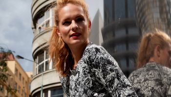 MÓDNÍ NÁVRHÁŘKA JITKA KLETT SI VYBRALA JAKO TVÁŘ KAMPANĚ KAROLÍNU BOSÁKOVOU