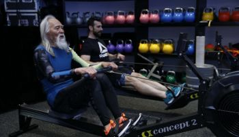 Novou tváří značky Reebok se stal osmdesátiletý herec Wang Deshun