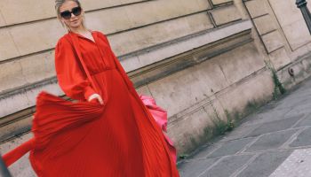 Pohled na pařížský street style v rámci Haute Couture fashion weeku