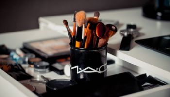 7 jednoduchých tipů pro dokonalé letní líčení