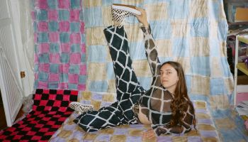 VANS UVÁDÍ KAMPAŇ S NÁZVEM  THESE PROJECTS ARE ADS FOR CREATIVITY, KTERÁ DÁVÁ PROSTOR VŠESTRANNÝM UMĚLKYNÍM ZHMOTNIT SVÉ KREATIVNÍ VIZE
