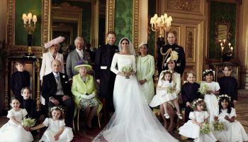 První oficiální portréty královské rodiny po svatbě Harryho a Meghan