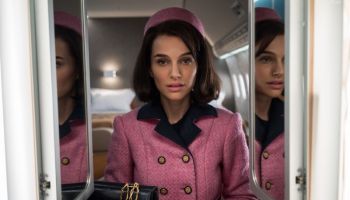 Natalie Portman ve filmu jako Jackie Kennedy