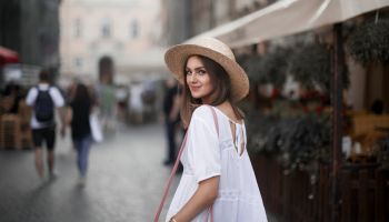 Jaké jsou nejvíc trendy klobouky pro letošní léto?