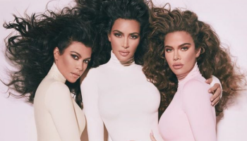 Kim, Khloé a Kourtney Kardashian společně představují nový parfém