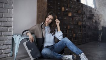 Žena v modelu JITKY KLETT má jedinečný styl