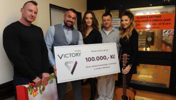 Olga Lounová a Zuzana Jandová rozdávaly v nemocnici Motol radost