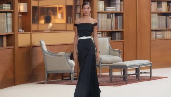 Couture kolekce Virginie Viard pro módní dům Chanel překvapila svou sofistikovaností