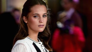 Krásná robotka Alicia Vikander je novou tváří značky Louis Vuitton