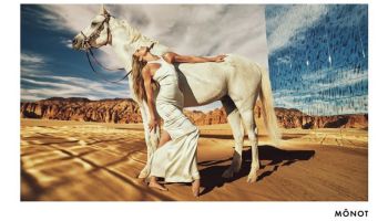 Kate Moss, Candice Swanepoel, Jourdan Dunn a další topmodelky v podzimní kampani značky Mônot