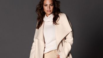 Variabilitu plus size oblékání najdete u Violeta by Mango