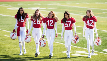 Andílci Victoria’s Secret lákají na Super Bowl
