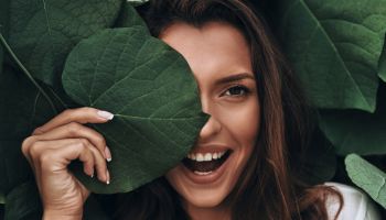 Cosm´etika: pionýr mezi českou vegan kosmetikou představil nové unikátní make-upy