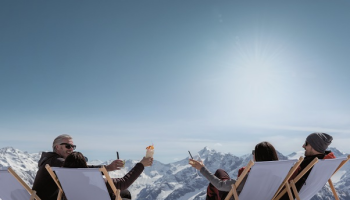 Zillertal aktuálně: lanem svázaní lyžaři a fantastické podmínky pro jarní lyžování 