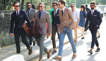 Úzké džíny a kabáty - toulky mezi muži stylového Amsterdamu