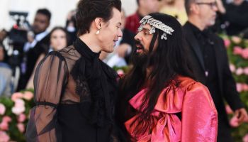 Gucci našel svou hvězdu - nová kolekce je inspirována osobností Harryho Stylese