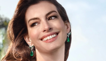 Anne Hathaway a Zendaya září v nové kolekci šperků značky Bulgari