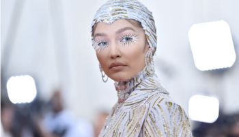 Celebrity na červeném koberci při zahájení MET Gala výstavy splnily tématický večer na jedničku!