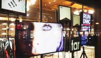 Adidas Originals přináší unikátní instalace do ulic Prahy