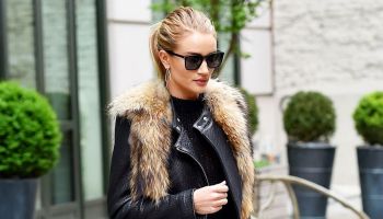 Jak se obléká Rosie Huntington-Whiteley
