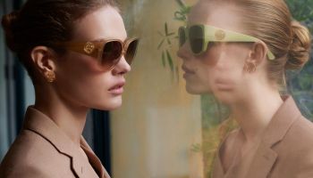Letní kolekci brýlí Burberry dominoval moderní a nadčasový design