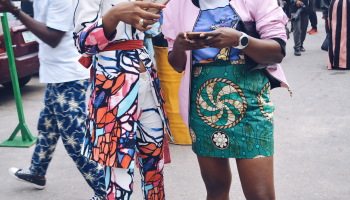 Hravý street style na týdnu módy v africkém Lagosu
