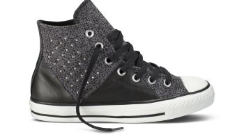 Converse - KŮŽE NA DRUHOU!