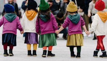 Seoul Fashion Week přinesl zajímavou street módu v čele s pikaču