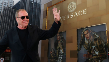 Společnost Michael Kors kupuje Versace za 47 miliard korun