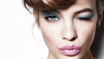 Perfektní oční make-up v modrých odstínech