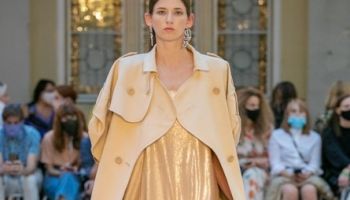 Značka ETHER představila na Merdeces-Benz Prague Fashion Week kolekci oslavující ženskou siluetu, nadčasovost i kvalitu zpracování