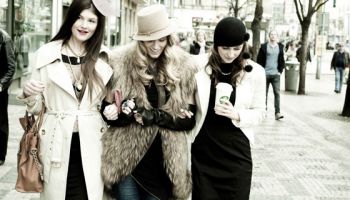 Klobouky Libky Safr přináší francouzskou eleganci do Prahy: kolekce A/W 2013 se nese v duchu elegantního městského stylu