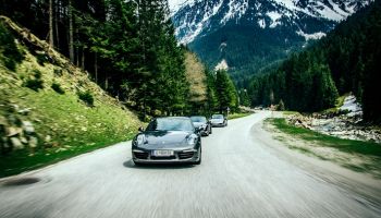 SETKÁNÍ VOZŮ PORSCHE 911 V RAKOUSKÉM TYROLSKU