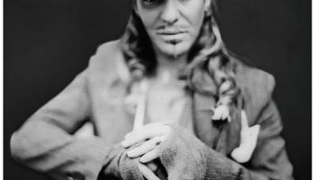 John Galliano prohrál soudní spor