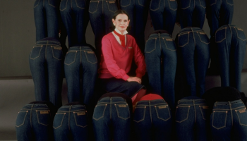 Umění, erotické romány a hlavně džíny - to byl svět Glorie Vanderbiltové