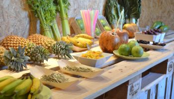 Přijďte ochutnat fantastické raw food speciality v podání Fresh bedýnek v OD Kotva