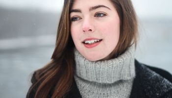 Beauty trendy roku 2022: dokonalé obočí vás rozzáří!