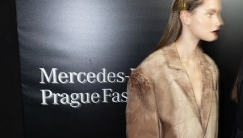 Nedělní odpoledne bude patřit mladým talentům. Svou práci na MBPFW představí finalisté soutěže Preciosa Master of Crystal a vítěz Van Graaf Junior Talent 2021 Aleš Hnátek
