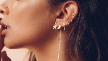 Piercingy v uších jako módní trend