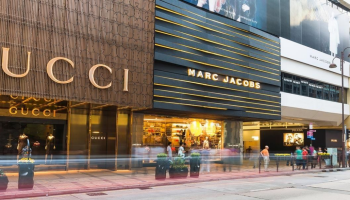 Hongkong trpí uzavřením obchodů luxusních značek