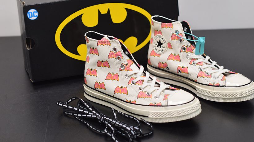Komiksová postava Batman slaví 80 let ve spojení se značkou CONVERSE
