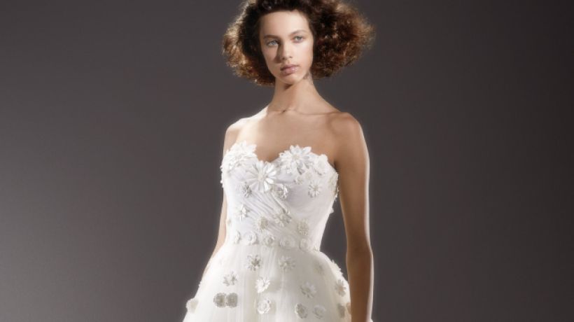 Značka Viktor &amp; Rolf představila svatební kolekci na rok 2020