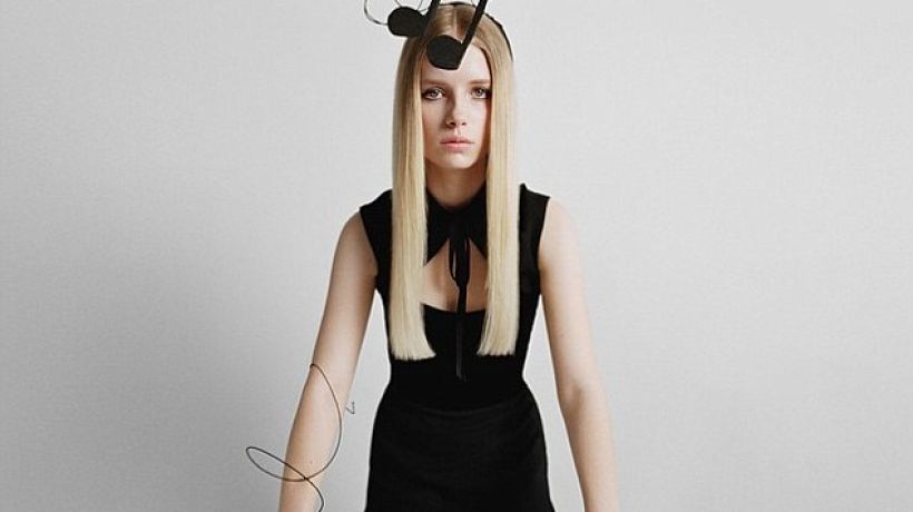 Lottie Moss ve své první kampani