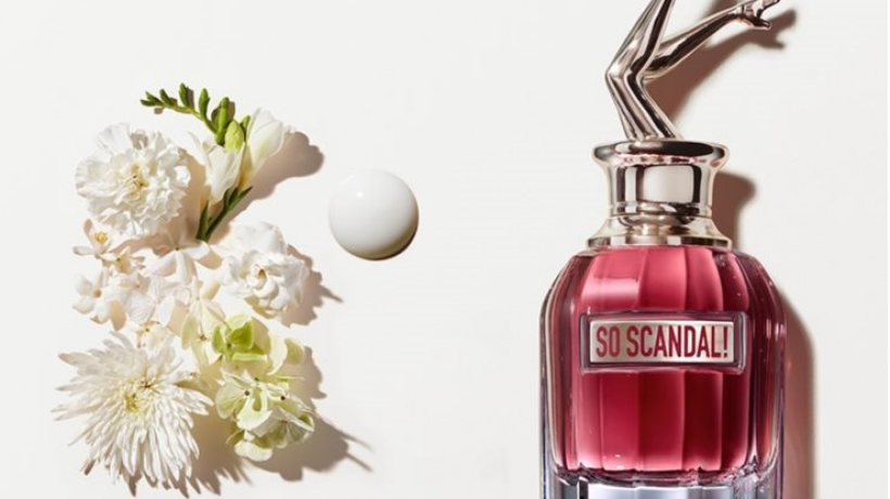 Jak vybrat parfém, aby vám dokonale seděl? Poradíme vám