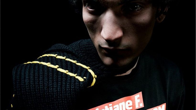 Nová kampaň Rafa Simonse podtrhuje kontroverzní téma celé kolekce pro letošní podzim a zimu