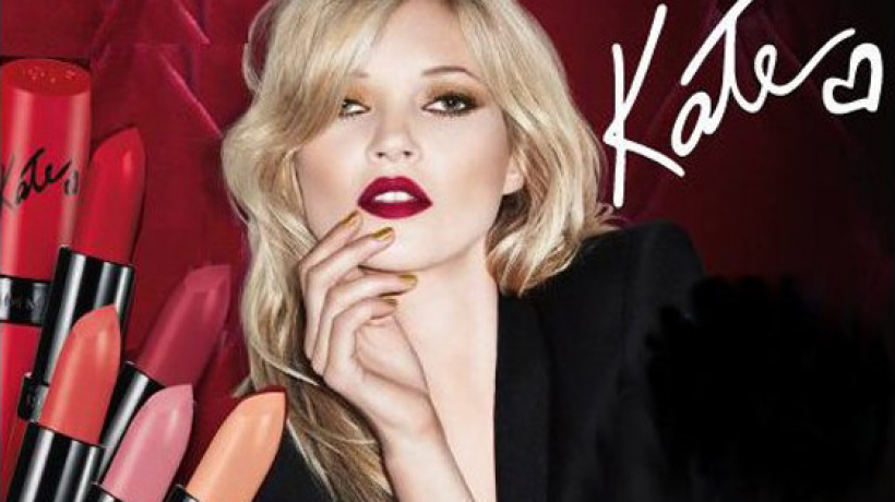 Kate Moss má novou kolekci rtěnek pro Rimmel v odvážných odstínech!