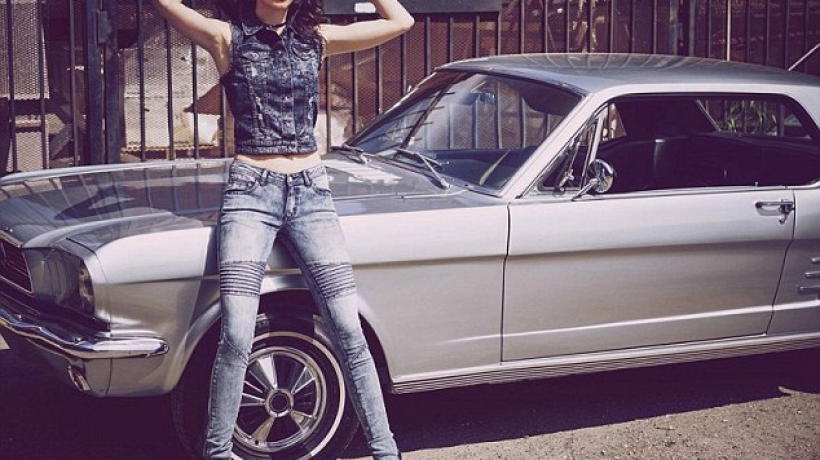 Kampaň Penshoppe: V podání Kendall Jenner je sexy i džínový outfit