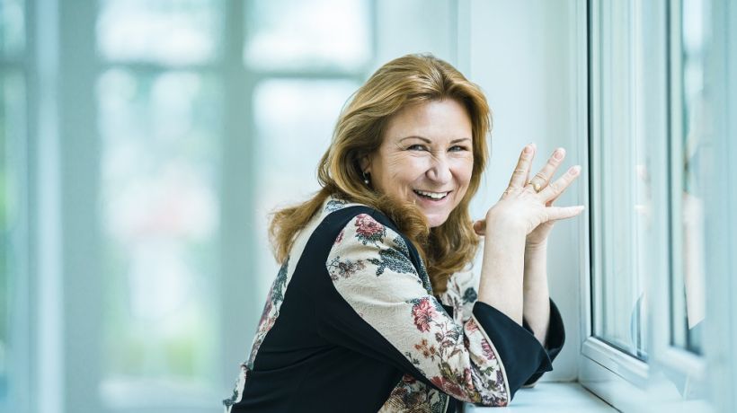 Návrat do práce po mateřské je těžký, stát v tomto selhal, říká předsedkyně Národní rozpočtové rady Eva Zamrazilová
